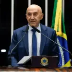 Confúcio Moura surpreende e retira nome da disputa a reeleição ao Senado em Rondônia