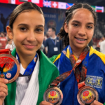 Vitoria De Jesus Olavaria E Marya Rita Andrade Cardoso Dos Santos