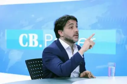 Renan Santos defende mudar Constituição para que Brasil tenha arma nuclear