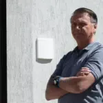 Bolsonaro pede a Moraes aval para filha ter aula de matemática em casa