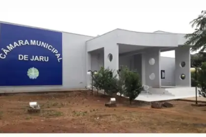 TCE-RO arquiva denúncia sobre contrato de R$ 167 mil da Câmara de Jaru, mas determina apuração interna