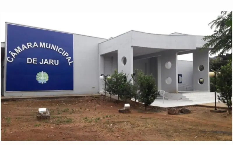 TCE-RO arquiva denúncia sobre contrato de R$ 167 mil da Câmara de Jaru, mas determina apuração interna