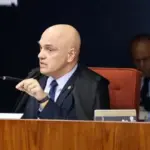 Moraes defende volta da exigência de diploma para jornalistas e critica abusos em nome da liberdade de imprensa
