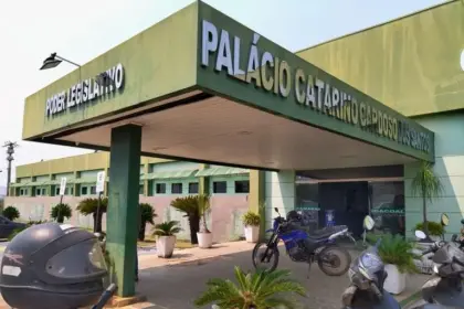 Diárias ultrapassam R$ 1,1 milhão na Câmara de Cacoal em 2026; O Minuto Notícia vai revelar gastos de cada vereador