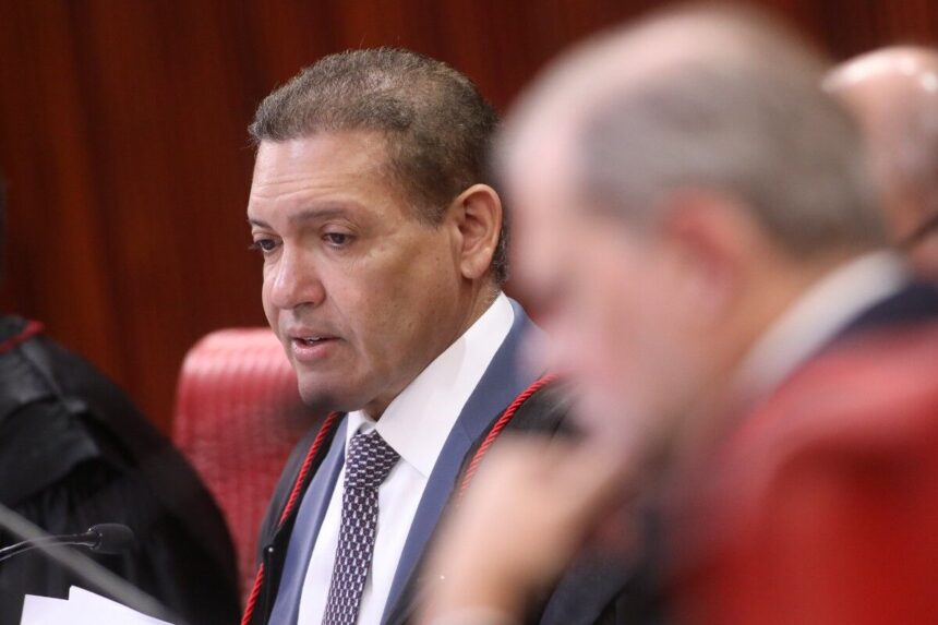 acir gurgacz - Ministro do STF suspende condenação e restabelece elegibilidade do Ex-Senador Acir Gurgacz
