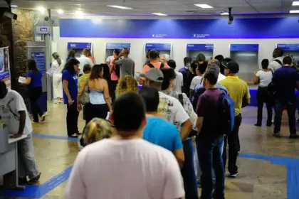 Bancários de Rondônia fazem paralisação de 24 horas nesta quinta-feira