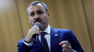 Onze diretores da PF apoiam Andrei Rodrigues e colocam cargos à disposição após afastamento