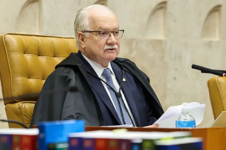 Fachin adia análise sobre conduta de André Mendonça e nova data ainda será definida
