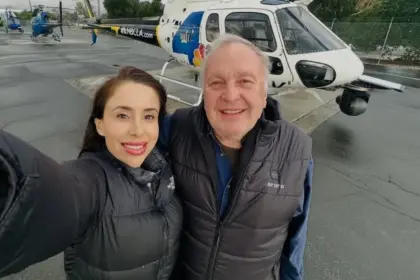 Helicóptero de emissora de TV cai durante cobertura jornalística e deixa três mortos em Los Angeles