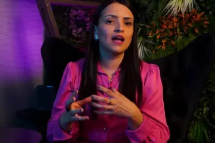 Produtora de “Dark Horse” registra em cartório relato de suposta pressão para delação contra Flávio Bolsonaro