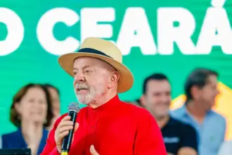 Frente Parlamentar Católica repudia fala de Lula sobre celibato e mulheres na Igreja