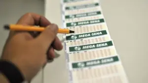 Mega-Sena acumula e prêmio vai a R$ 70 milhões; confira os números sorteados