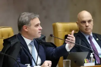 Moraes rebate Mendonça sobre suposta “PF paralela” e chama alegação de “patética” durante sessão do STF