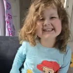 Menina de 3 anos morre após doença cardíaca ser inicialmente confundida e tratada como virose