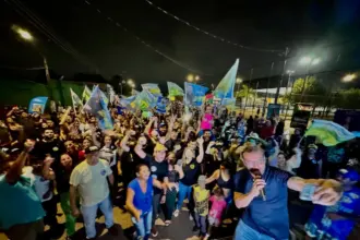 RETA FINAL: Ribeiro do Sinpol reúne mais de 1,5 mil pessoas em mega reunião na zona Leste
