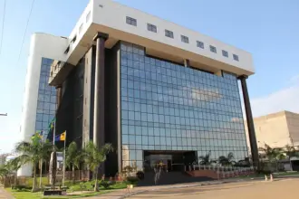 Justiça condena ex-prefeito e ex-secretário de Campo Novo de Rondônia por improbidade; valores chegam a R$ 342 mil