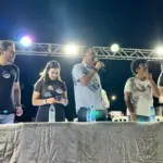 Aldo Júlio reúne candidatos em ato político no centro de Rolim de Moura; Fúria chega ao final do evento