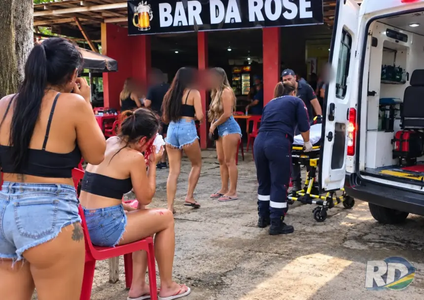 Briga por causa de bermuda termina com mulher ferida na cabeça em bar de Presidente Médici