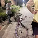 Ciclista é encontrada gravemente ferida em rua de Jaru; suspeita é de atropelamento após queda