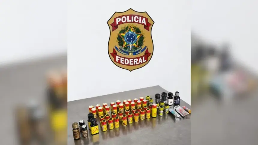 Italiano é preso com 52 frascos de “droga do amor” no Aeroporto do Galeão