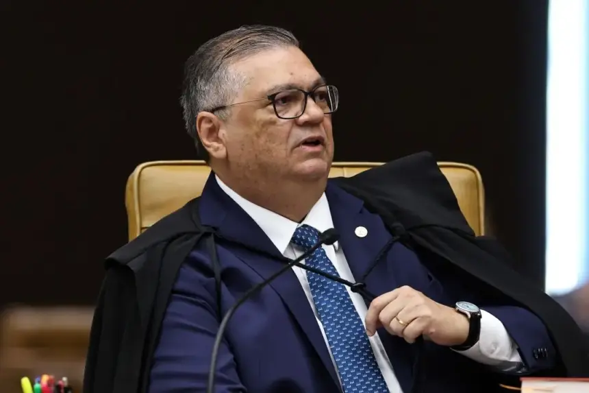 Pedido de vista de Dino suspende decisão no STF por até 90 dias; entenda o que acontece agora