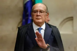 Gilmar Mendes defende saída de delegados da PF dos gabinetes de ministros do STF