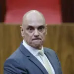 Moraes trocou celular, chip e número enquanto PF analisava aparelhos apreendidos de Vorcaro