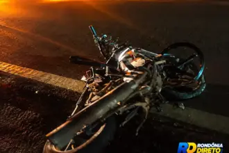 Mulher morre após colisão frontal entre motocicleta e caminhonete na BR-364 em Porto Velho