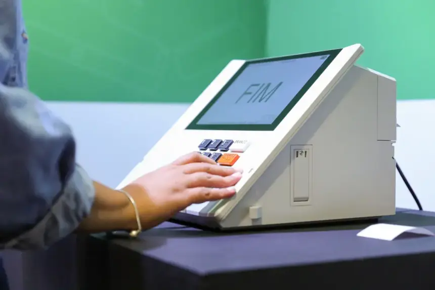 TSE indefere mais de mil candidaturas para as Eleições 2026; maioria dos casos ainda pode ter recurso