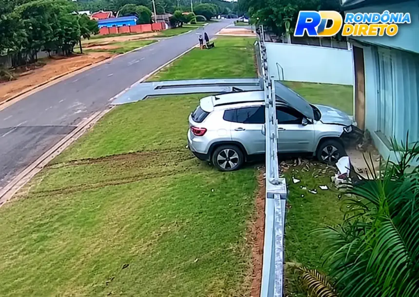 Veículo invade residência após motorista perder o controle da direção em Nova Brasilândia