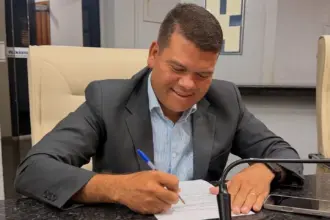 Adair Cardoso solicita pavimentação de ruas no bairro Boa Esperança, em Rolim de Moura