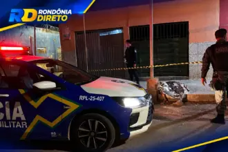 Urgente - Homem é morto a tiros por dupla em motocicleta na região do Cai N’Água, em Porto Velho