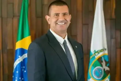 Douglas Ruas é eleito governador do Rio de Janeiro no primeiro turno após anulação de votos de Garotinho