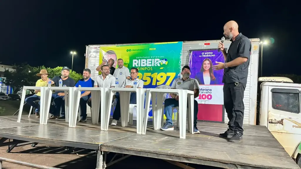 Ribeiro reúne cerca de 500 pessoas em Rolim de Moura e recebe apoio de Aldo Júlio e Investigador Edinho