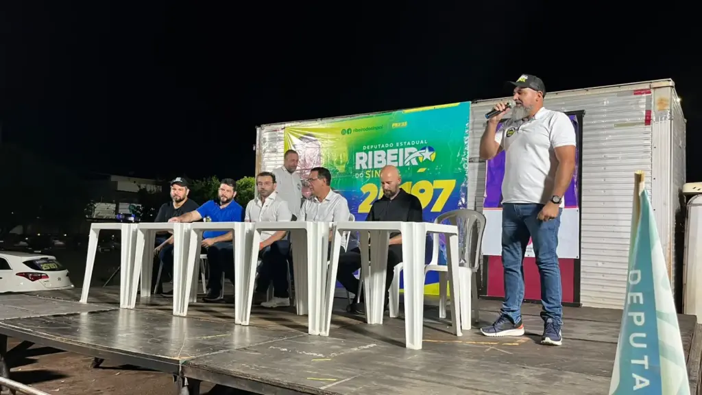 Ribeiro reúne cerca de 500 pessoas em Rolim de Moura e recebe apoio de Aldo Júlio e Investigador Edinho