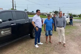 Prefeito Aldo Júlio assina ordem de serviço para pavimentação da Feira do Beira Rio em Rolim de Moura