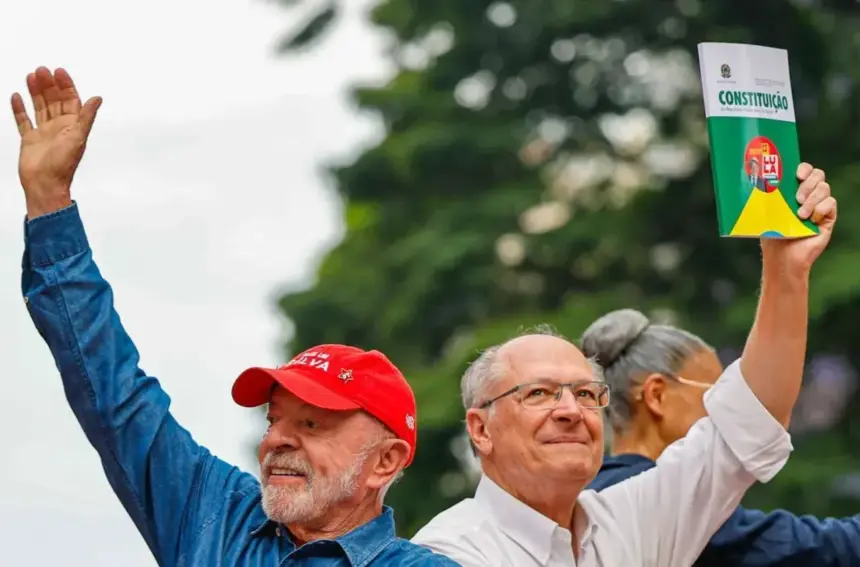 Lula bate recorde histórico e se torna o presidente mais votado do Brasil com mais de 64 milhões de votos