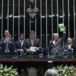 Congresso Nacional promulga fim da escala 6x1 e estabelece jornada de 40 horas semanais