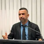Vereador Professor Edilson propõe mudanças no trânsito em duas avenidas de Rolim de Moura